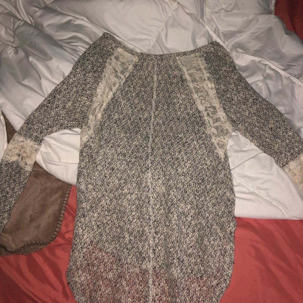 Cute sweater! - Picture 2 of 3